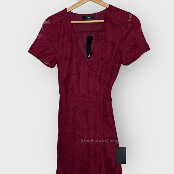 Lulus XS Burgundy Floral Midi Wrap Dress V-Neck Short Sleeve Romantic Occasion - Picture 4 of 10
